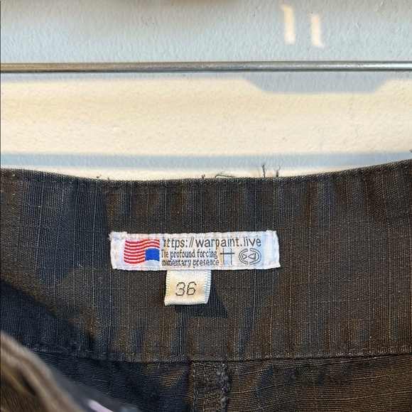 Men's Warpaint Black Cargo Pants - Picture 3 of 6